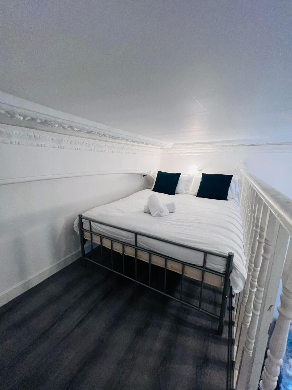 F101-first Floor Flat Fits 3 Near Hyde Park Appartamento *